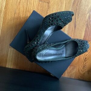 Giuseppe Zanotti  beautiful high heel pump with rhino-stones